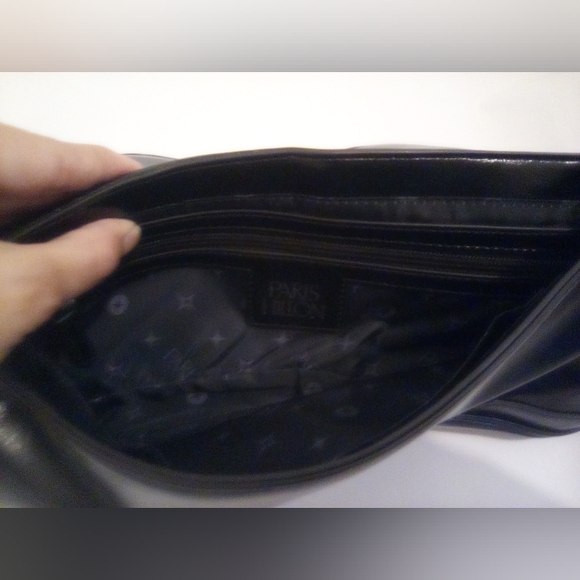 Paris Hilton Women's Rider Large Shoulder Baguette Bag Black Silver Chain - Picture 14 of 16